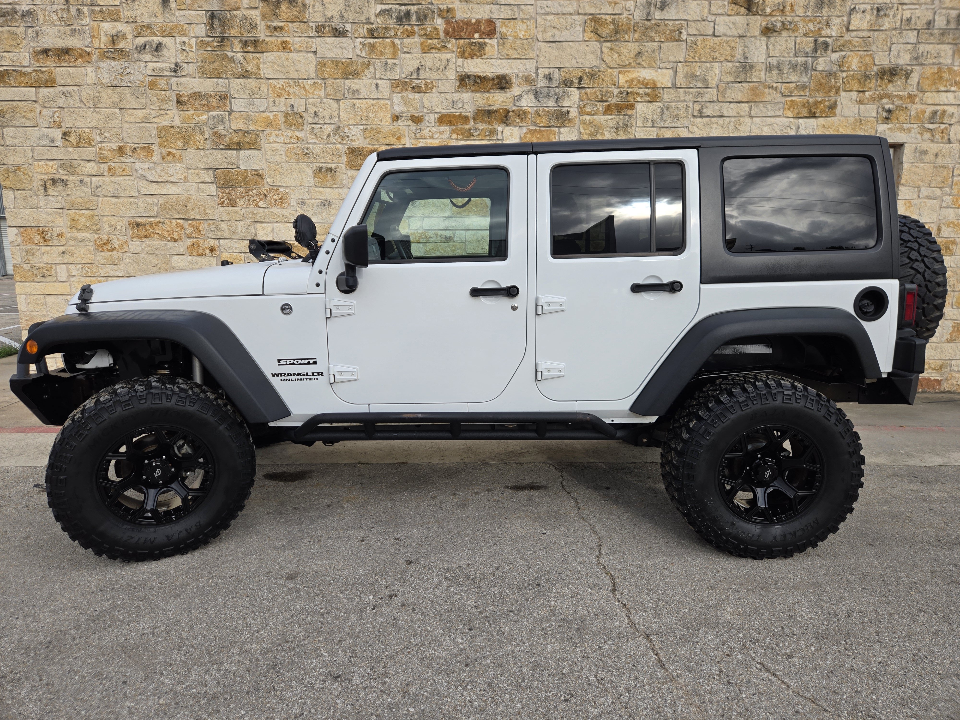 Used 2016 Jeep Wrangler Unlimited Sport w/ Quick Order Package 24S AWD/4WD image 1