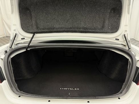 Used 2013 Chrysler 200 Limited image 24