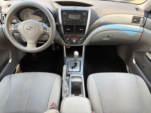 Used 2012 Subaru Forester 2.5X Premium w/ All-Weather Pkg AWD/4WD image 18