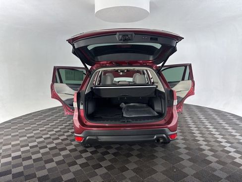 Used 2022 Subaru Forester Premium image 13
