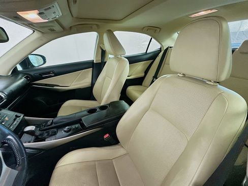 Used 2014 Lexus IS 350 w/ Navigation Package RWD image 19