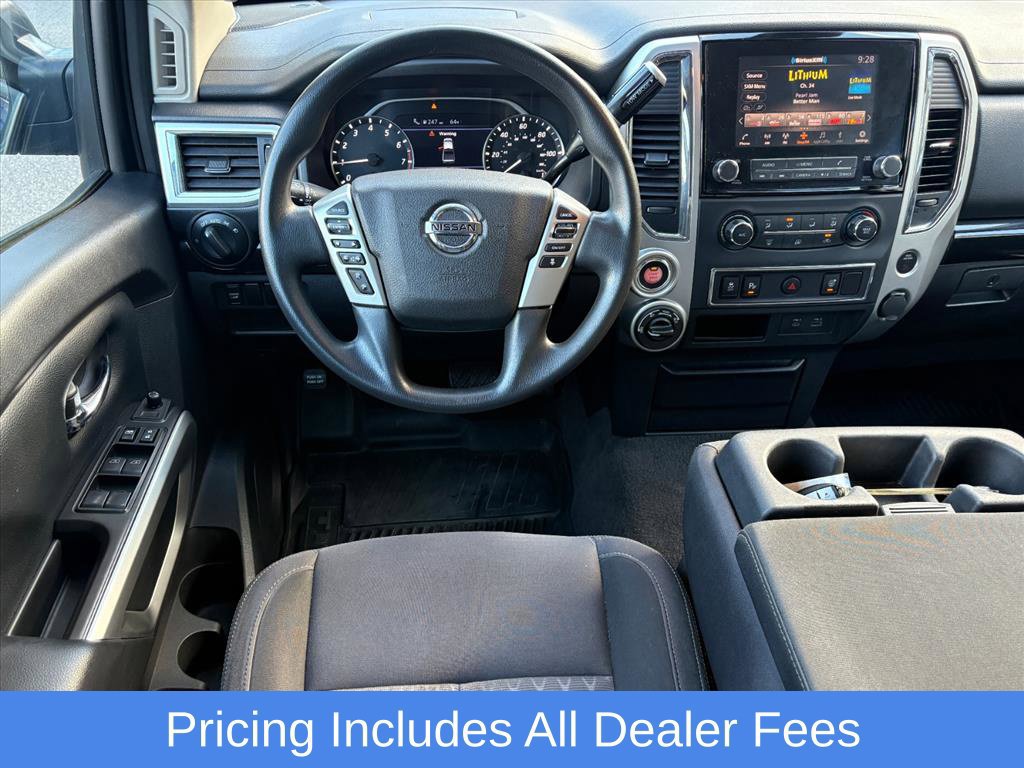 Used 2021 Nissan Titan SV AWD/4WD image 23