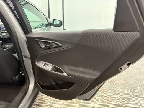 Used 2024 Chevrolet Malibu LT FWD image 17
