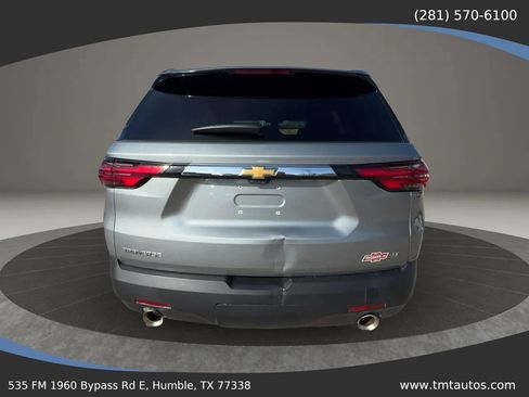 Used 2023 Chevrolet Traverse LT FWD image 5