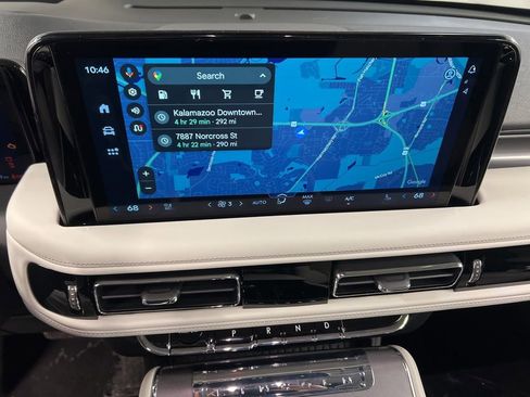 New 2026 Lincoln Aviator AWD image 10