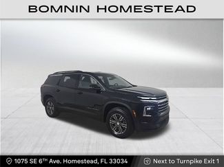 Used 2025 Chevrolet Traverse LT video 1