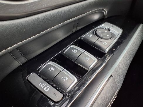 Used 2023 Kia Sorento SX FWD image 17