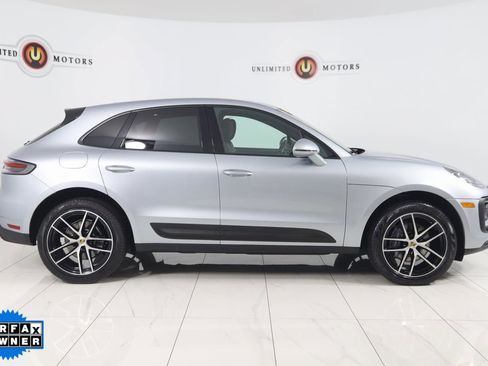 Used 2022 Porsche Macan image 2