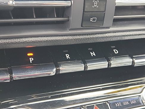 Used 2022 Lincoln Corsair Reserve w/ Elements Package image 14