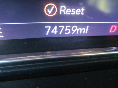 Certified 2021 GMC Yukon XL AT4 w/ Rear Media and Nav Package image 33