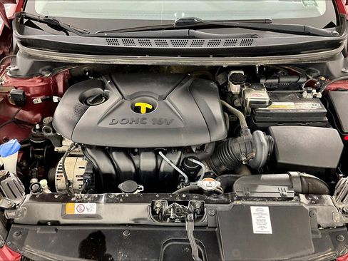 Used 2016 Hyundai Elantra SE image 27