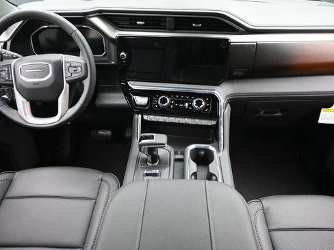 New 2026 GMC Sierra 1500 Denali w/ Technology Package image 12