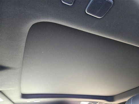 Used 2025 Toyota Sequoia Platinum AWD/4WD image 11