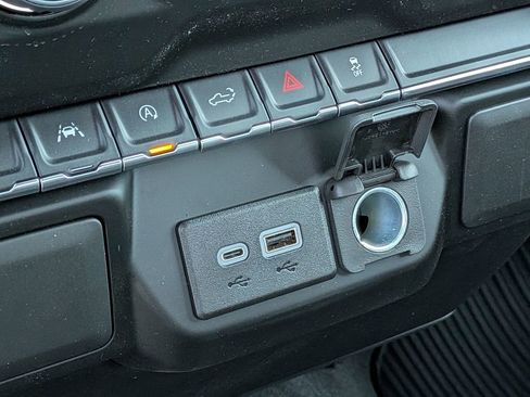 New 2025 Chevrolet Silverado 1500 W/T w/ WT Value Package image 45