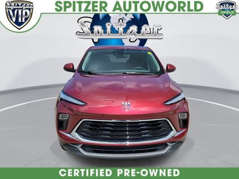 Certified 2024 Buick Encore GX Preferred w/ Comfort Package AWD/4WD image 3
