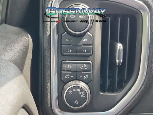 Used 2021 Chevrolet Silverado 1500 LT Trail Boss w/ Convenience Package II AWD/4WD image 20