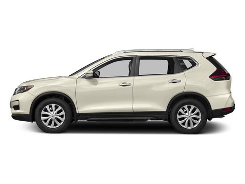 Used 2017 Nissan Rogue SV w/ SV Premium Package AWD/4WD image 2