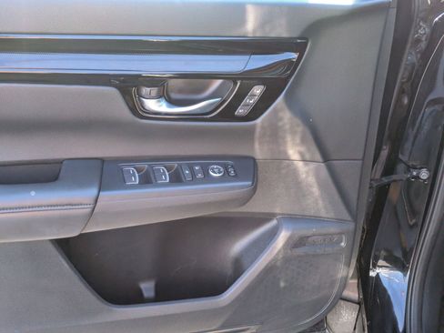 Used 2025 Honda CR-V EX-L image 15