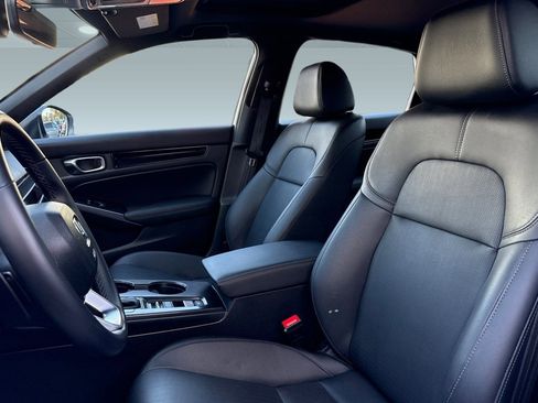 Certified 2025 Honda Civic Sport Touring image 5