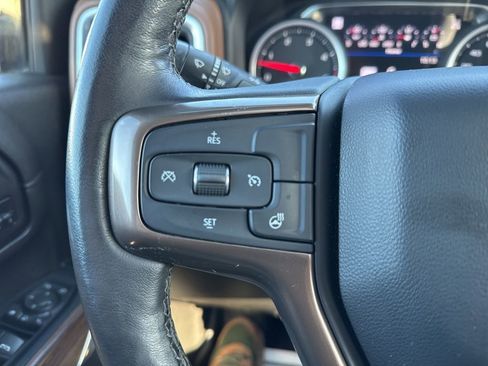 Used 2022 Chevrolet Silverado 2500 High Country w/ Z71 Off-Road Package image 24