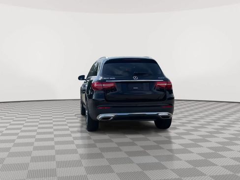 Used 2019 Mercedes-Benz GLC 300 4MATIC image 7