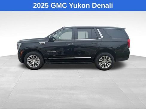 Used 2025 GMC Yukon Denali AWD/4WD image 2