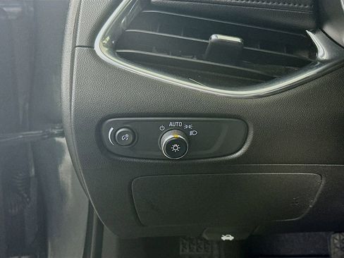 Used 2016 Chevrolet Malibu LT w/ Leather Package image 14