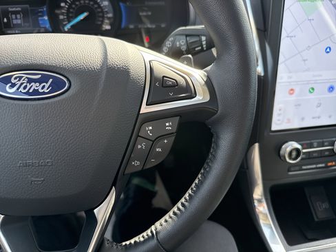 Certified 2024 Ford Edge Titanium w/ Equipment Group 301A AWD/4WD image 23