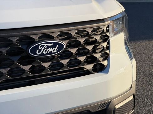 New 2026 Ford Maverick XL image 7