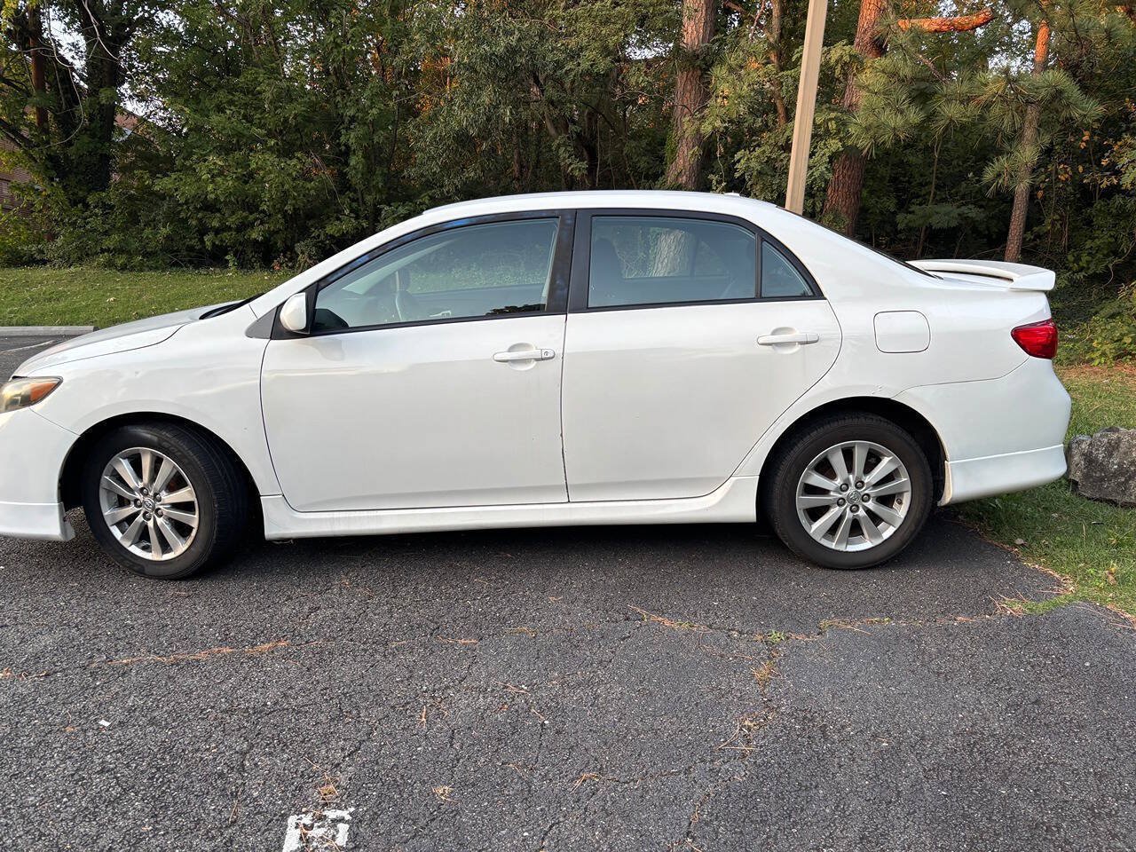 Used 2010 Toyota Corolla S w/ S EVP Pkg #3 FWD image 5