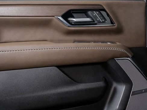 New 2026 GMC Yukon XL Denali Ultimate image 6