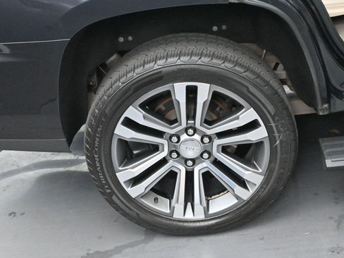 Used 2020 GMC Yukon Denali w/ Denali Ultimate Package AWD/4WD image 43