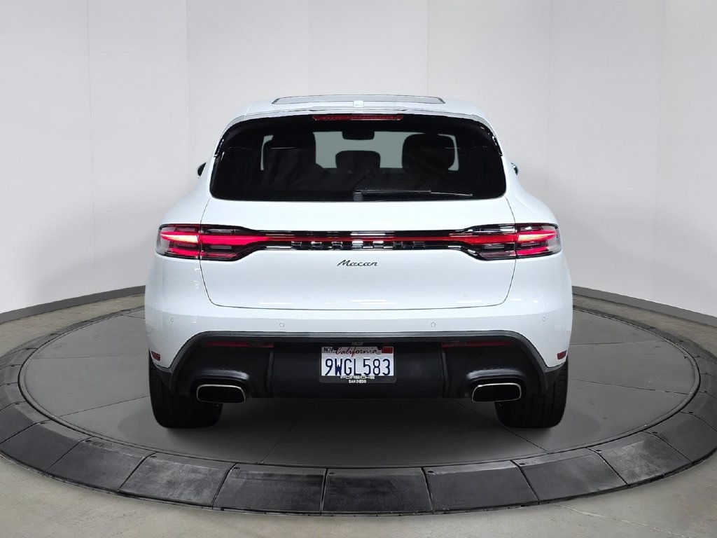 Certified 2026 Porsche Macan AWD/4WD image 6