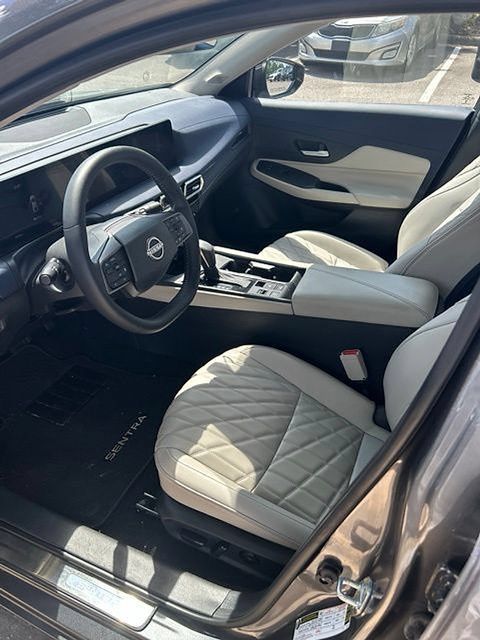Used 2026 Nissan Sentra SL w/ Floor Mat Package FWD image 11