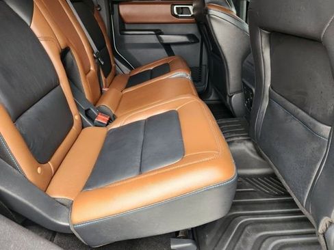Used 2024 Ford Bronco Outer Banks AWD/4WD image 30