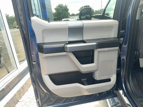 Used 2018 Ford F250 XLT w/ XLT Premium Package AWD/4WD image 15