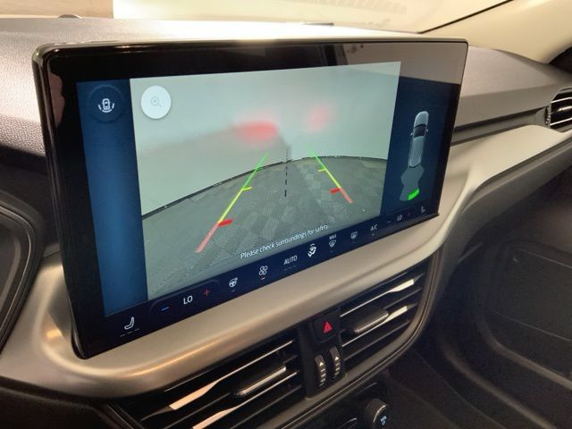 Used 2025 Ford Escape SE FWD image 26