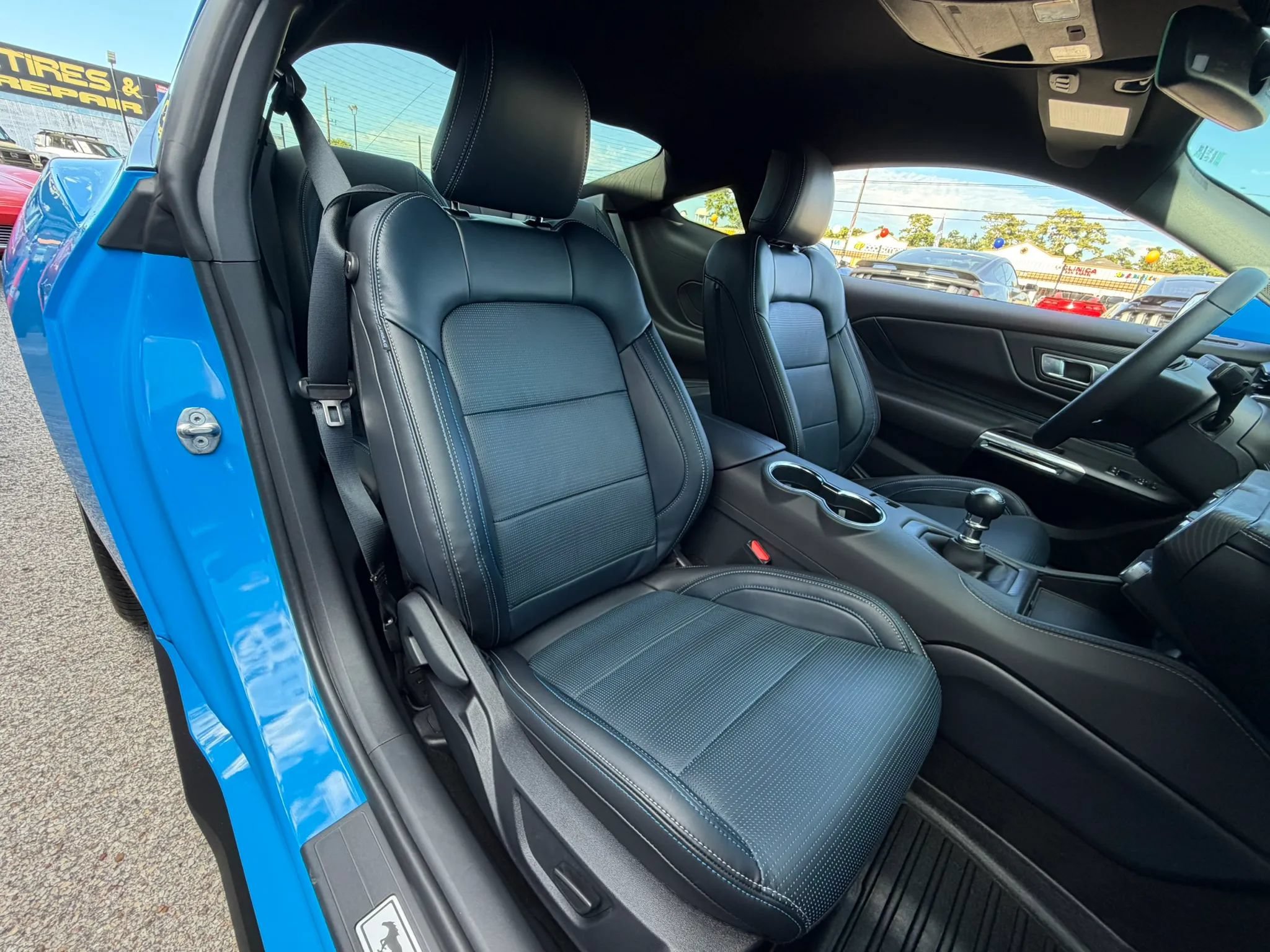 Used 2025 Ford Mustang GT Premium RWD image 26