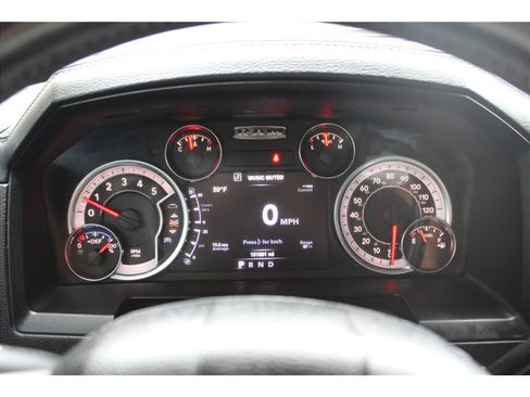 Used 2018 RAM 2500 Laramie w/ Sport Appearance Group image 15