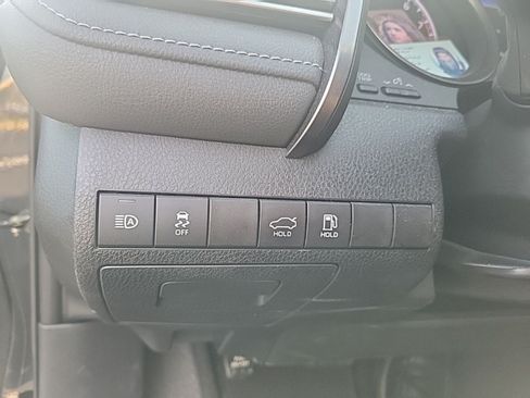 Used 2023 Toyota Camry SE w/ Convenience Package FWD image 16