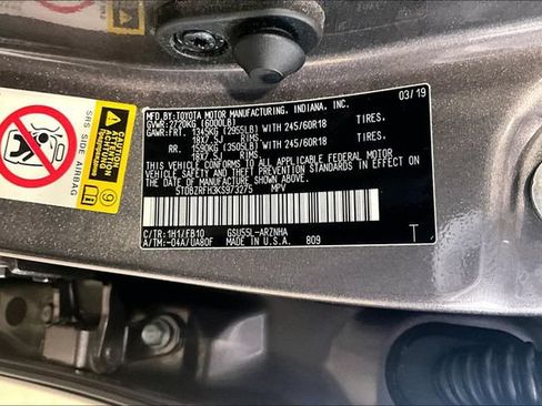 Used 2019 Toyota Highlander LE AWD/4WD image 35