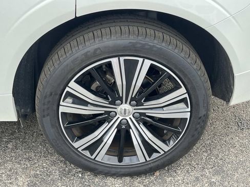 Used 2023 Volvo XC60 B5 Plus w/ Protection Package Premier image 11