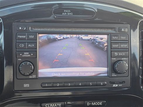 Used 2013 Nissan Juke SL image 30