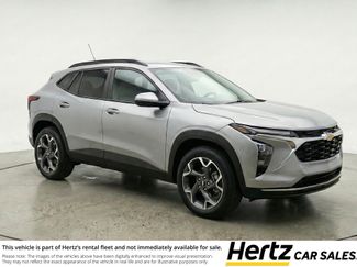 Used 2025 Chevrolet Trax LT video 1