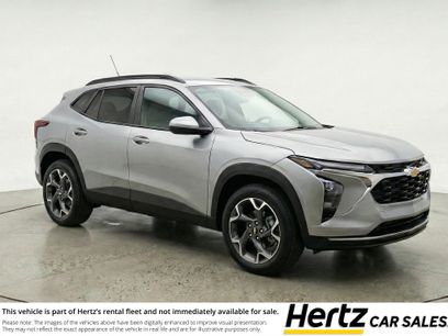 Used 2025 Chevrolet Trax LT