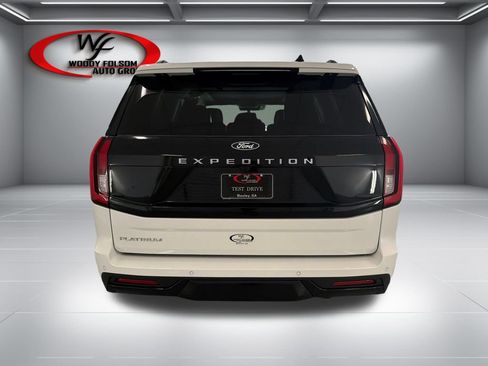 New 2027 Ford Expedition Platinum w/ Driver's Package RWD image 7