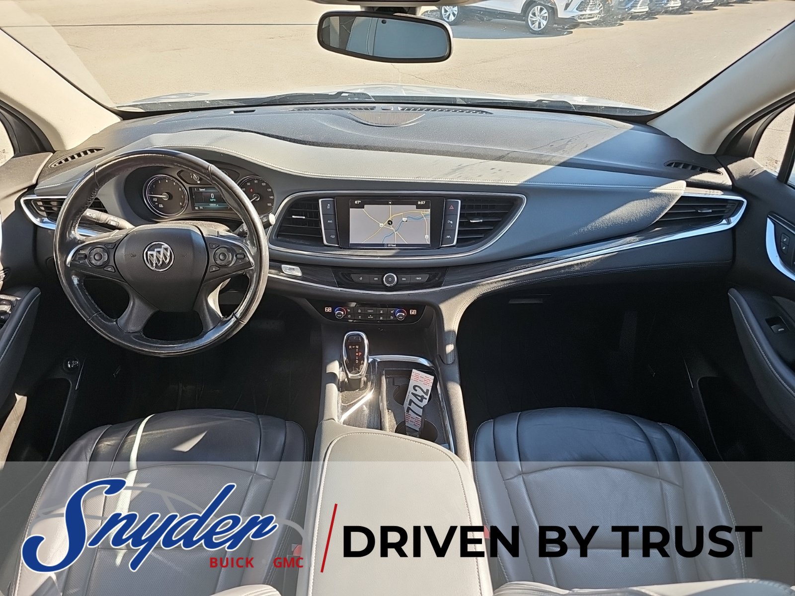 Used 2018 Buick Enclave Premium w/ Experience Buick Package AWD/4WD image 3