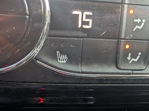 Used 2024 Chevrolet Trax LT w/ Driver Confidence Package image 18