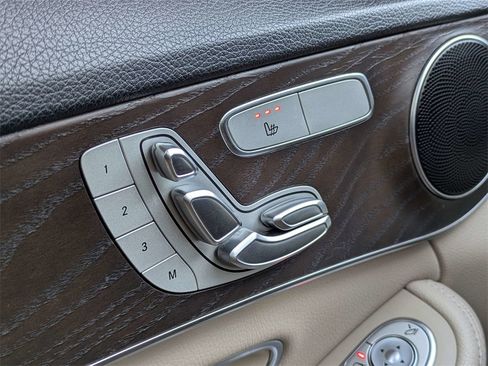 Used 2020 Mercedes-Benz C 300 Sedan image 22