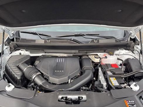 New 2026 Chevrolet Traverse LT FWD image 44